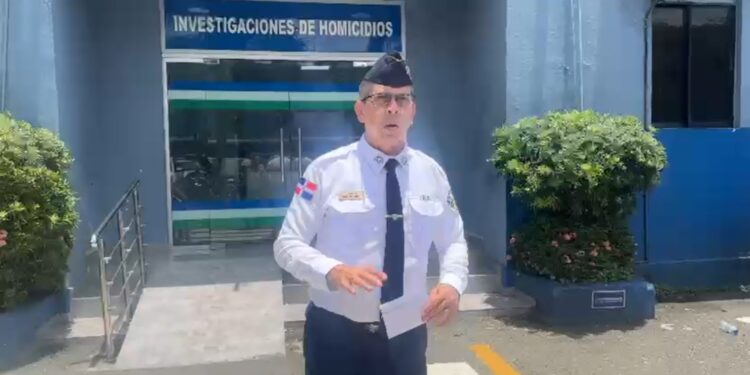 Policía Nacional investiga muerte de hombre tras caer desde el cuarto piso de Plaza Central