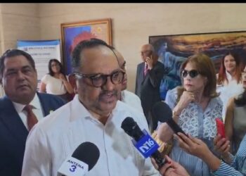 Antoliano Peralta expone ante Colegio de Notarios los retos del nuevo Ministerio de Justicia