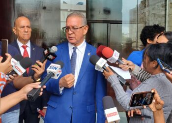 Instituto Duartiano accionará legalmente por ultraje a la bandera nacional
