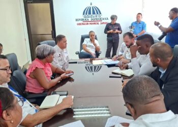 Construcción de aulas nuevas y mantenimientos correctivos de planteles escolares avanzan a buen ritmo en Samaná