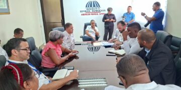 Construcción de aulas nuevas y mantenimientos correctivos de planteles escolares avanzan a buen ritmo en Samaná