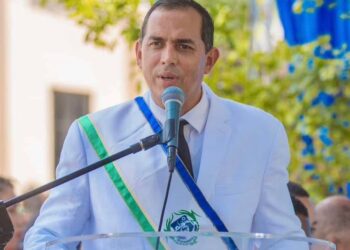 Alcalde de Haina denuncia crisis en el Cuerpo de Bomberos y cuestiona manejo de recursos