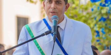 Alcalde de Haina denuncia crisis en el Cuerpo de Bomberos y cuestiona manejo de recursos