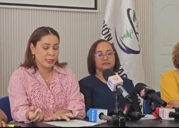 Farmacéuticos, supervisores y auxiliares de Promese/CAL junto a CONSALUD&nbsp; marcharan al Palacio Nacional el 15 de julio por falta de soluciones a demandas
