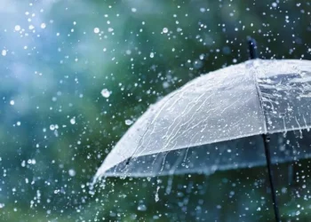 Vaguada y onda tropical generan aguaceros en varias provincias, este domingo