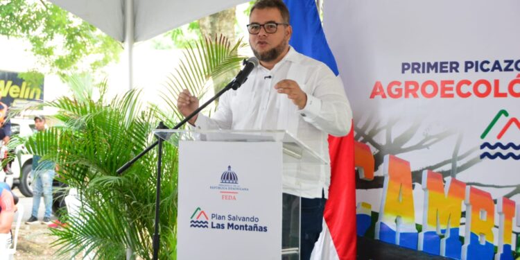 Gobierno inicia construcción del Parque Agroecológico del Aguacate en Cambita Garabitos; será atracción agroturística