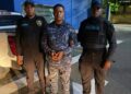 Policía Nacional entrega a la justicia al agente involucrado en la muerte de joven en sector de Herrera