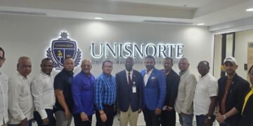 Comunicadores de Santo Domingo Norte conocen instalaciones de UNISNORTE como parte del programa “Voces con Futuro”