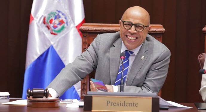 Cámara de Cuentas confirma buena gestión de Pacheco en CD y pública informe sin hallazgo ni salvedad