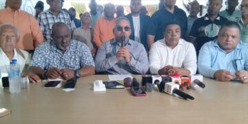 G-12El G-12 ratifica su compromiso de mantener sin aumento las tarifas del transporte público