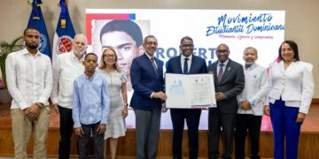 UASD honra a Robert Polanco y a otros dirigentes históricos de la Federación de Estudiantes Dominicanos